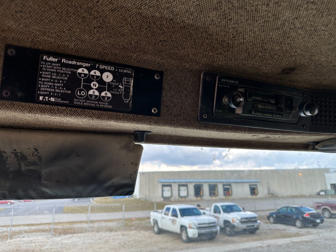 1987 FREIGHTLINER FLC - Image 16